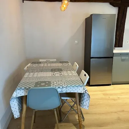 Mendezona House *